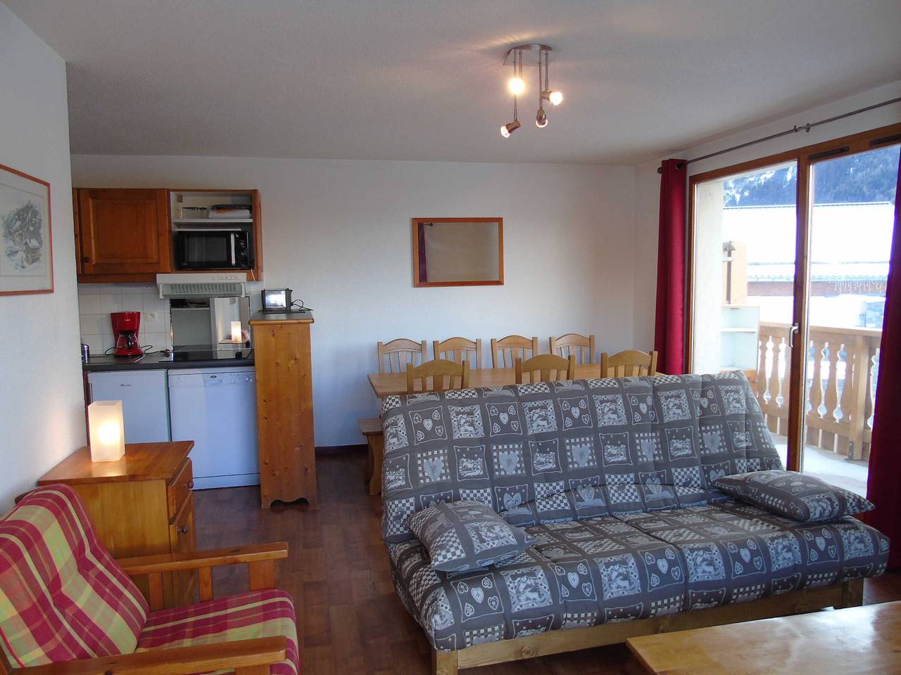 Entire apartment, 4-room apartment in Valfréjus, near ski, balcony, 8 people in Valfréjus, Modane