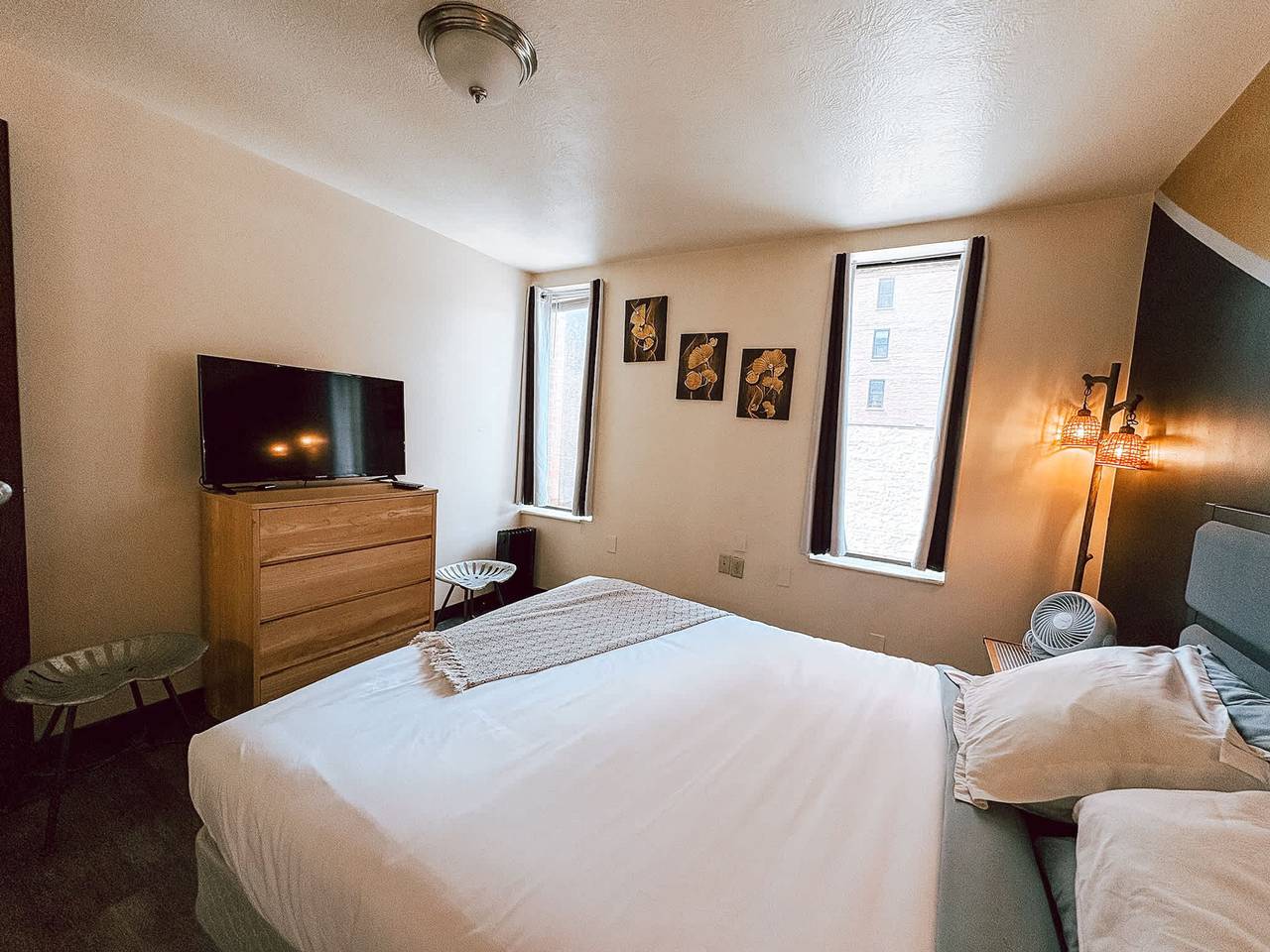 Apartamento entero, Amazing Downtown Apt   Roku Tv   Walk Everywhere  in Pittsburgh, Condado de Allegheny