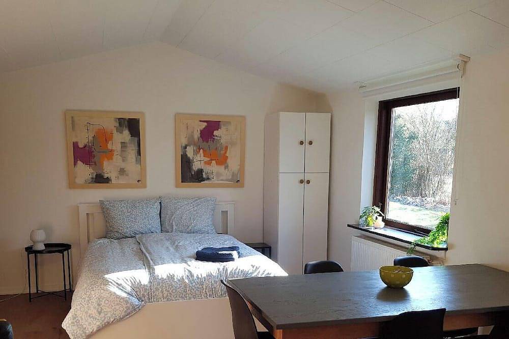 Hel leilighet, Central Holiday Apartment in Billund - 500 m from Lego House in Billund, Billundregionen