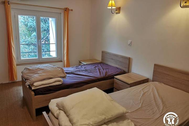 Location de vacances pour 6 personnes, avec jardin à Saint-Étienne-de-Gourgas - 4