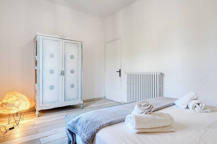 Bright & Artistic in Figueras, Haut-Ampurdan