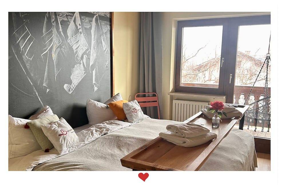 Charmantes  Landhotel, 13 Zimmer, Sauna, Whirlpool, Haustierfreundlich & zentral in Flintsbach am Inn, Bayerische Alpen