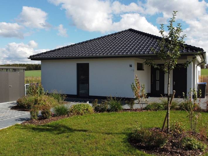 Ferienhaus für 5 Personen, mit Garten und Terrasse sowie Ausblick und Sauna, kinderfreundlich in Mecklenburgische Seenplatte - 4