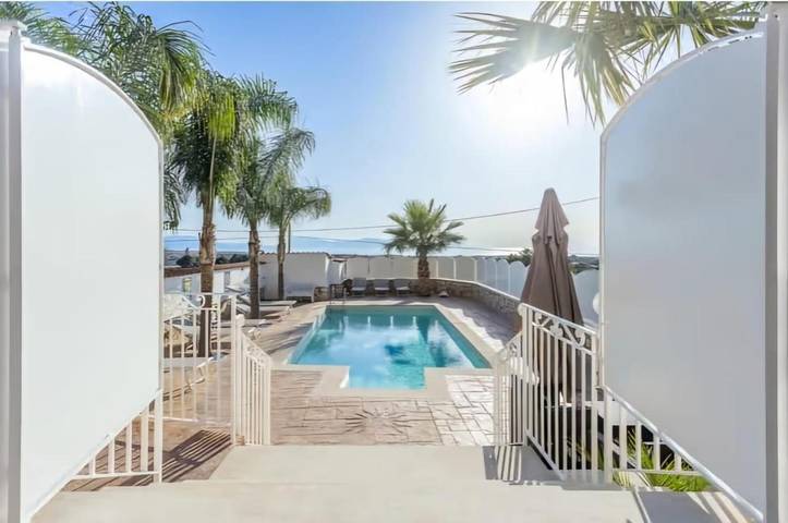 Location de vacances pour 7 personnes, avec Balcon et Terrasse ainsi que Piscine et Vue à Cinisi - 2