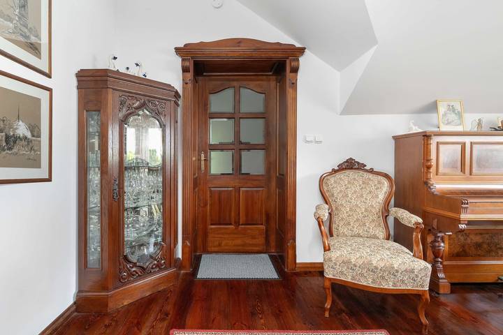 Entire apartment, Traditional Family Apartment | Workspace in Poznan, Greater Poland