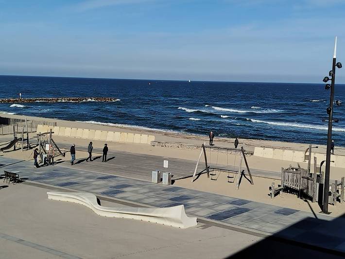 Gîte pour 4 personnes, avec terrasse dans Plage Maillol - 2