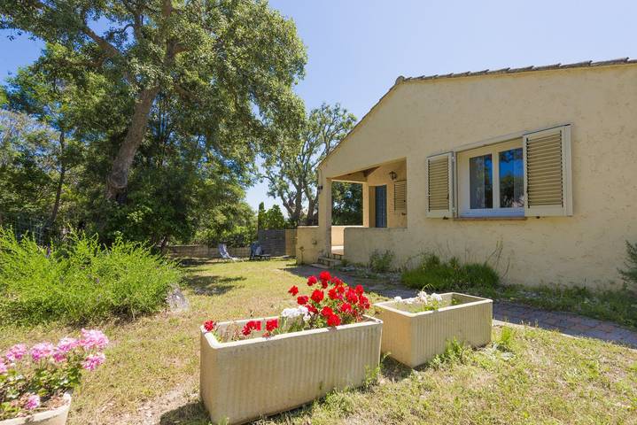 Gîte pour 5 personnes, avec jardin