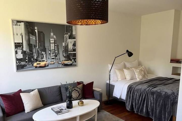 Ganze Wohnung, Cozy Scandinavian Apartment • Free Parking • Near Elmia • Garden View in Huskvarna, Jönköping