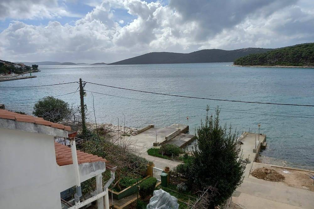 Ganze Wohnung, 1-Zimmer-Ferienwohnung am Strand Brgulje, Molat (A-22906-a) in Zadar (Kommun), Otok Molat