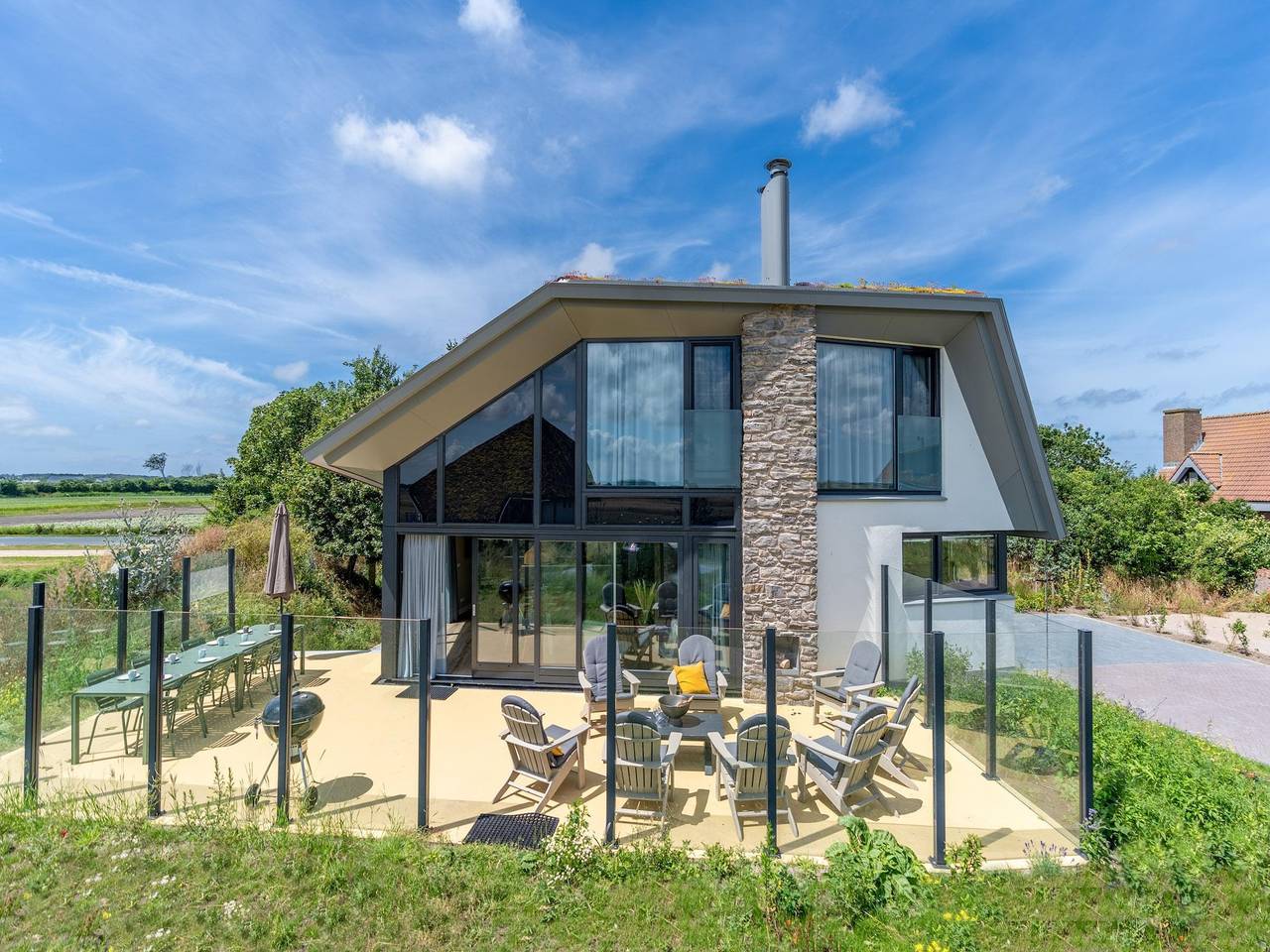 Moderne, luxuriöse und nachhaltige Naturvilla mit Whirlpool und Blick auf Texel in De Waal, Westfriesische Inseln