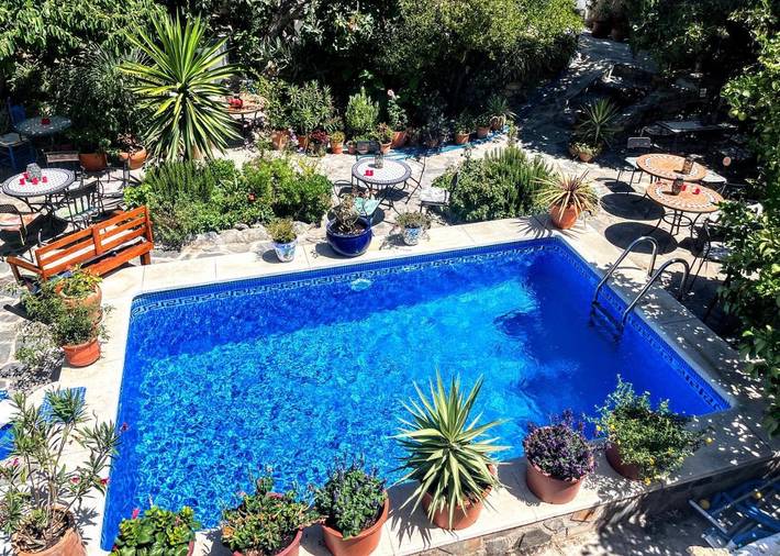 Casa de huéspuedes para 2 personas, con Terraza y Jardín además de Piscina para niños y Piscina en Alpujarras