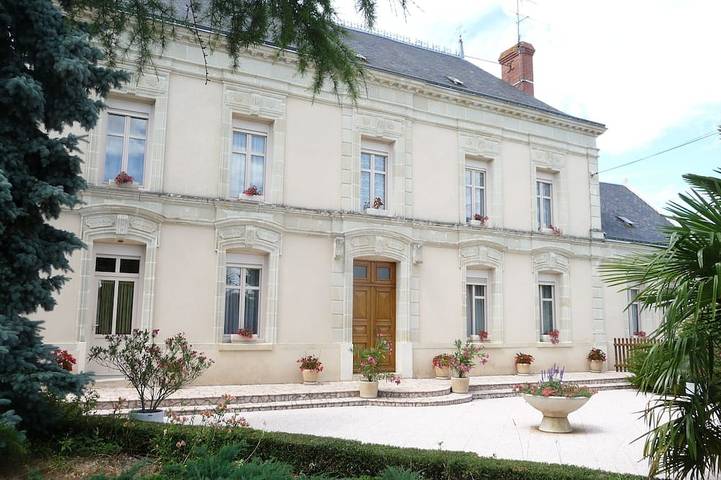 Gîte pour 6 personnes, avec Jacuzzi ainsi que Terrasse et Jardin