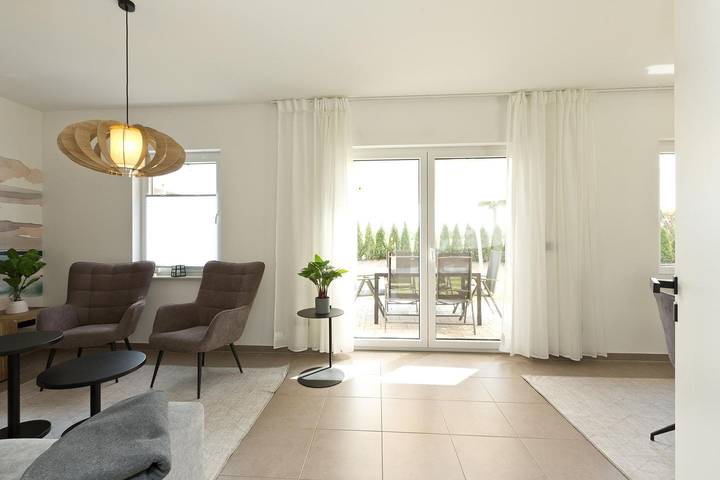 Ferienhaus für 6 Personen, mit Terrasse und Garten sowie Sauna in Göhren-Lebbin - 4