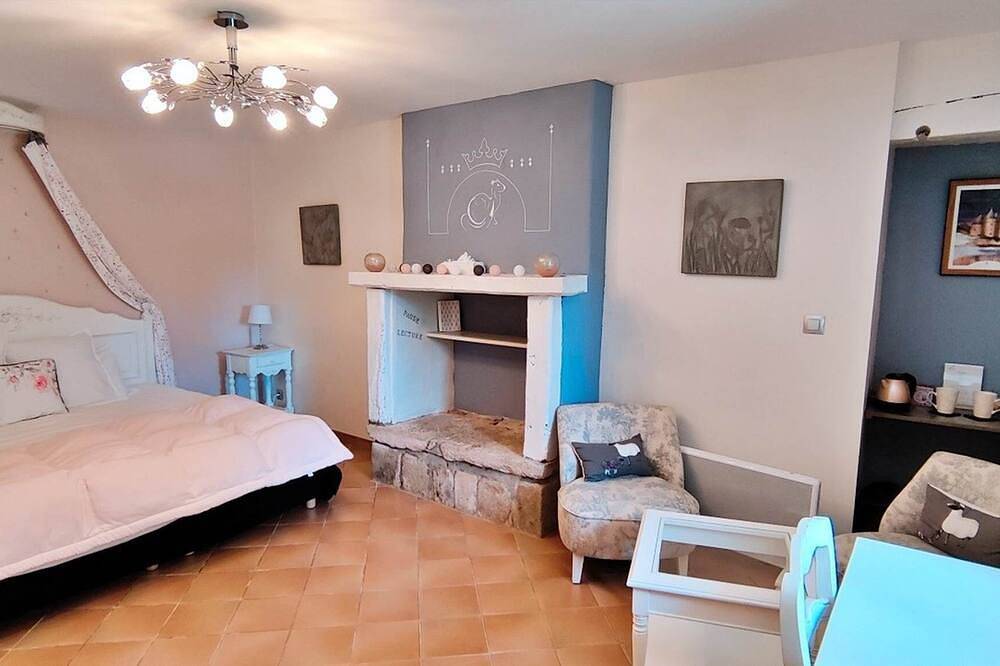 Habitación clásica “La Blanche Hermine” con terraza in Ambon, Côte des Mégalithes