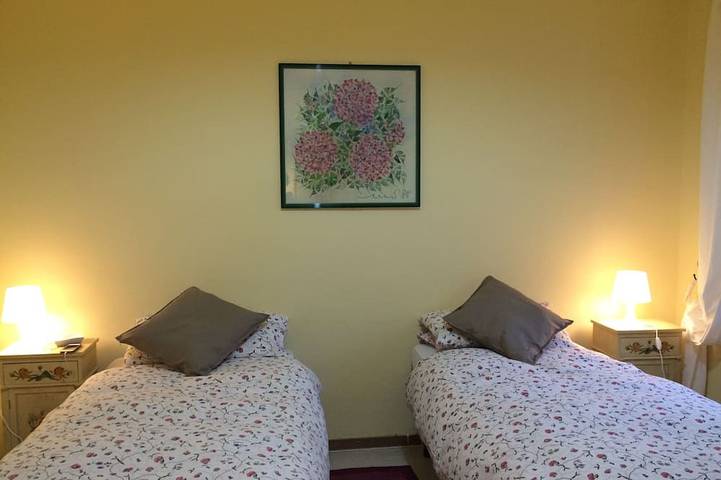 Location de vacances pour 10 personnes, avec jardin, animaux acceptés à Morrovalle - 4