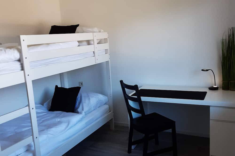 D&B staycation Ferienpark,\nferienwohnung \"Die Kugel\" in Niedenstein, Schwalm-Eder-Kreis