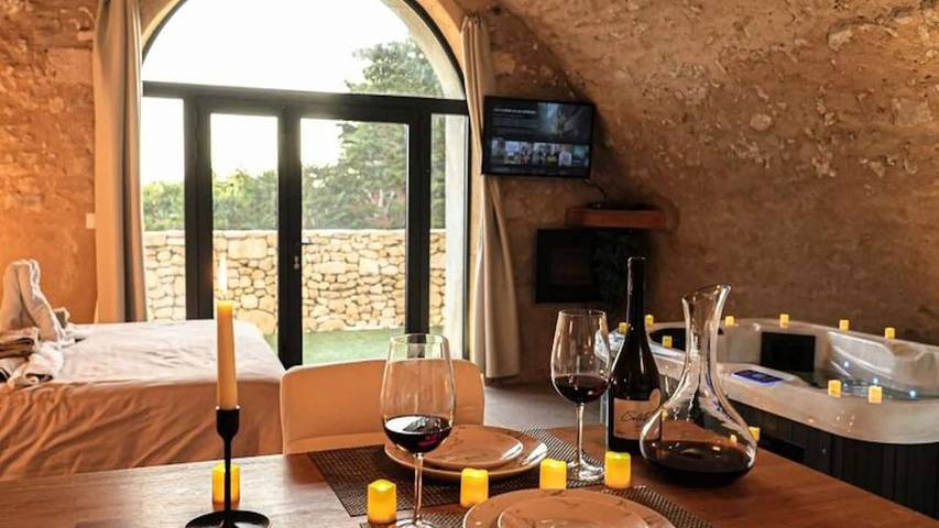 Appartement de vacances pour 3 personnes, avec piscine et jardin