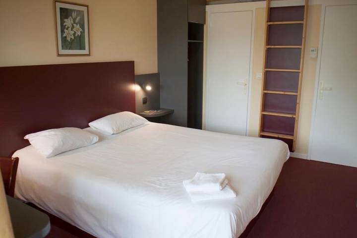 Hôtel pour 3 personnes, avec jardin