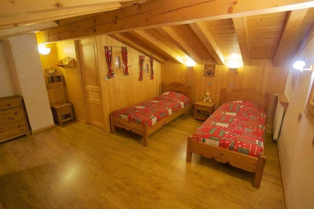 Chalet confortable avec sauna, Wi-Fi et parking privé in Les Gets, Les Portes du Soleil
