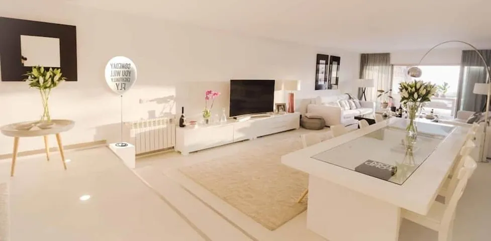 Apartamento de vacaciones para 4 personas, con piscina y jardín además de vistas y terraza - 1