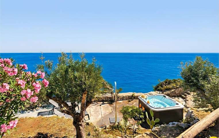 Villa mit pool für 12 Personen, mit Whirlpool und Terrasse sowie Garten im Salento - 2