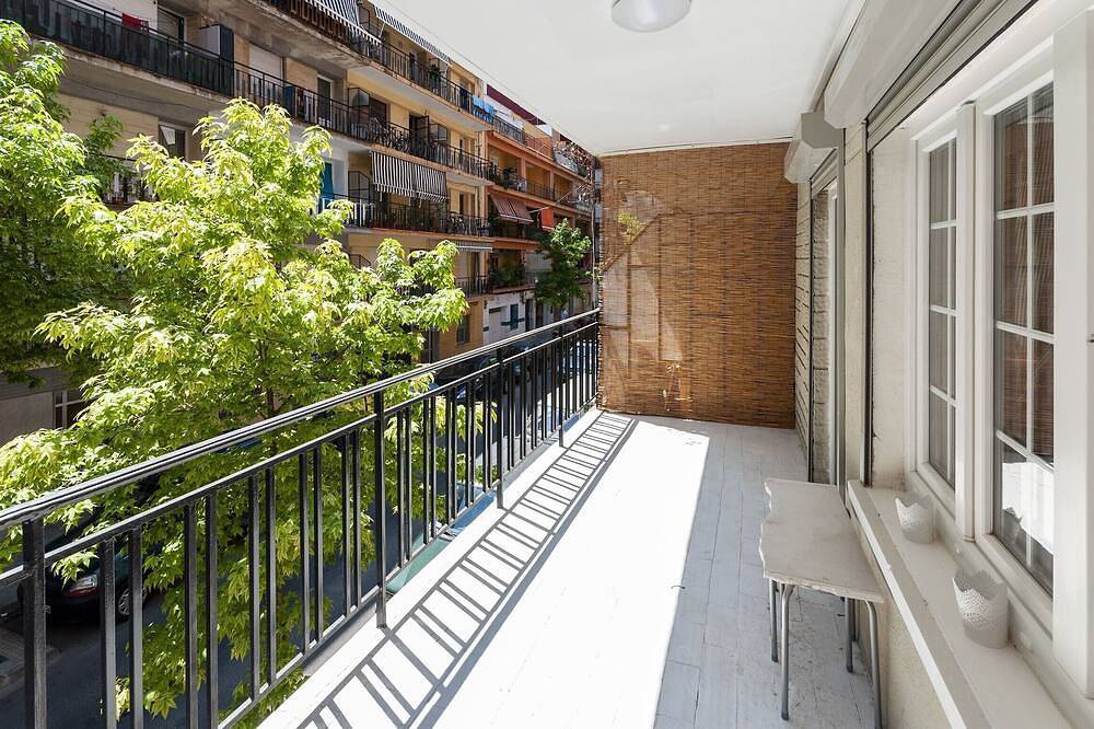 Samba – Großes Apartment und nur 5.8 km vom Strand Playa de Venecia entfernt. in Gandia, Costa de Valencia