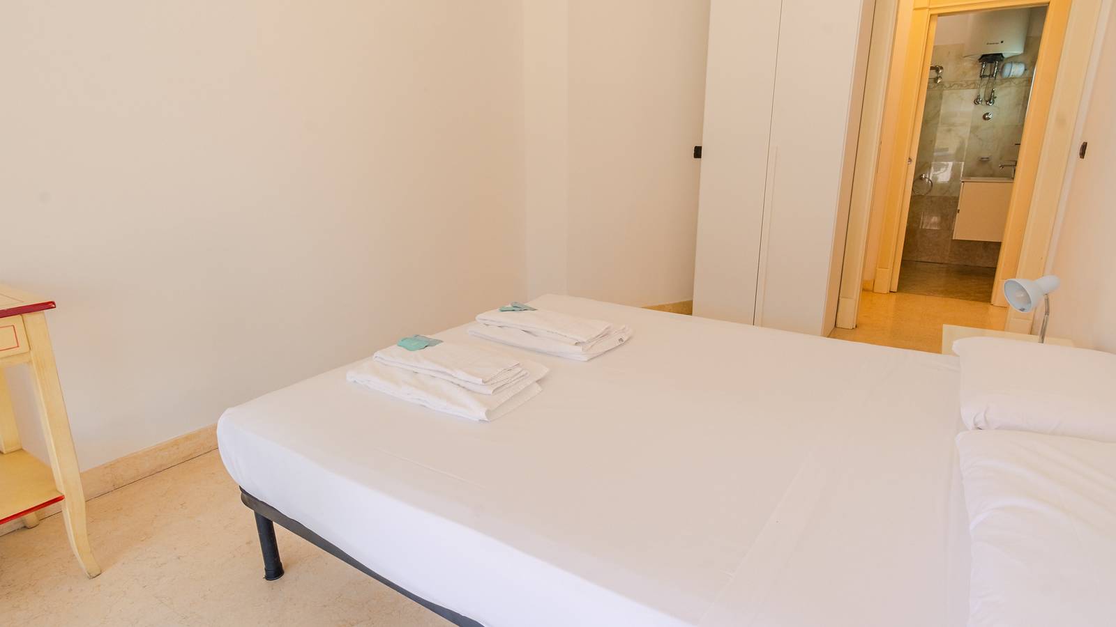 Appartement entier, Appartement de vacances pour 4 personnes avec piscine in Rivoltella del Garda, Desenzano del Garda