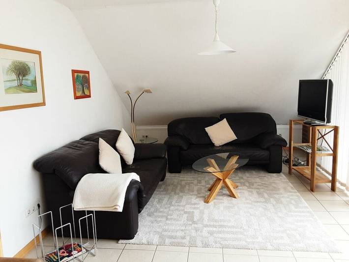 Ferienhaus für 10 Personen, mit Terrasse und Garten in Butjadingen - 4