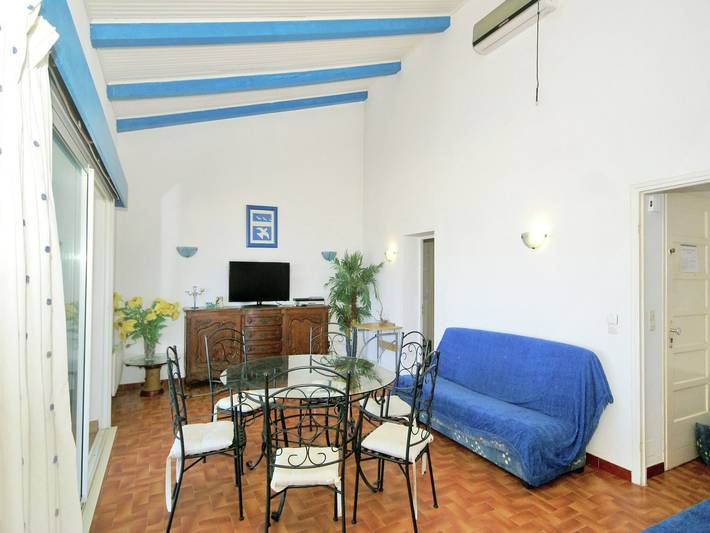 Location de vacances pour 10 personnes, avec piscine et jardin à Moriani-Plage - 2