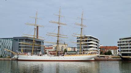 Hausboot für 2 Personen in Bremerhaven, Niedersachsen, Bild 1