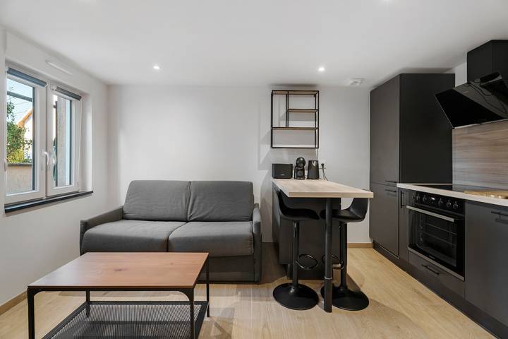 Apartment 'L'Échappée' with shared terrace, Wi-Fi and air conditioning
