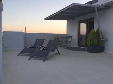 Maison d’hôte pour 2 personnes, avec vue et terrasse à Thessalonique