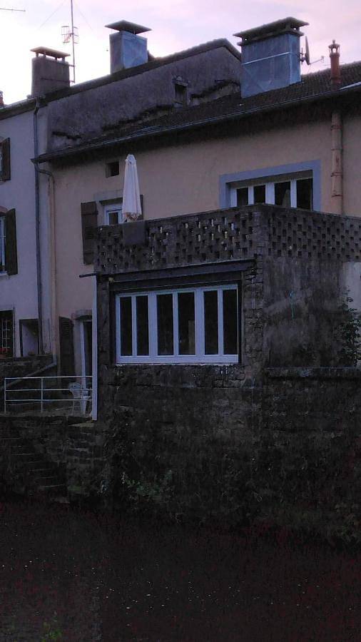 Location de vacances pour 10 personnes, avec balcon et vue à Fontenoy-le-Château - 4