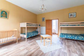 Chambre D’hôte pour 8 Personnes dans Rollainville, Neufchâteau, Photo 2