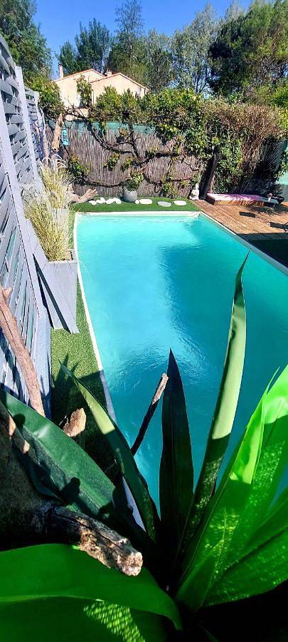 Double Room with Extra Bed in Saint-Paul-lès-Durance, Région d'Aix-en-Provence