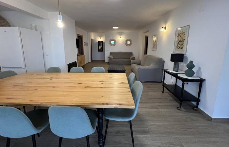 Casa de vacaciones para 10 personas, con piscina y jardín, Se admiten mascotas en Tierra de Mérida - Vegas Bajas - 2