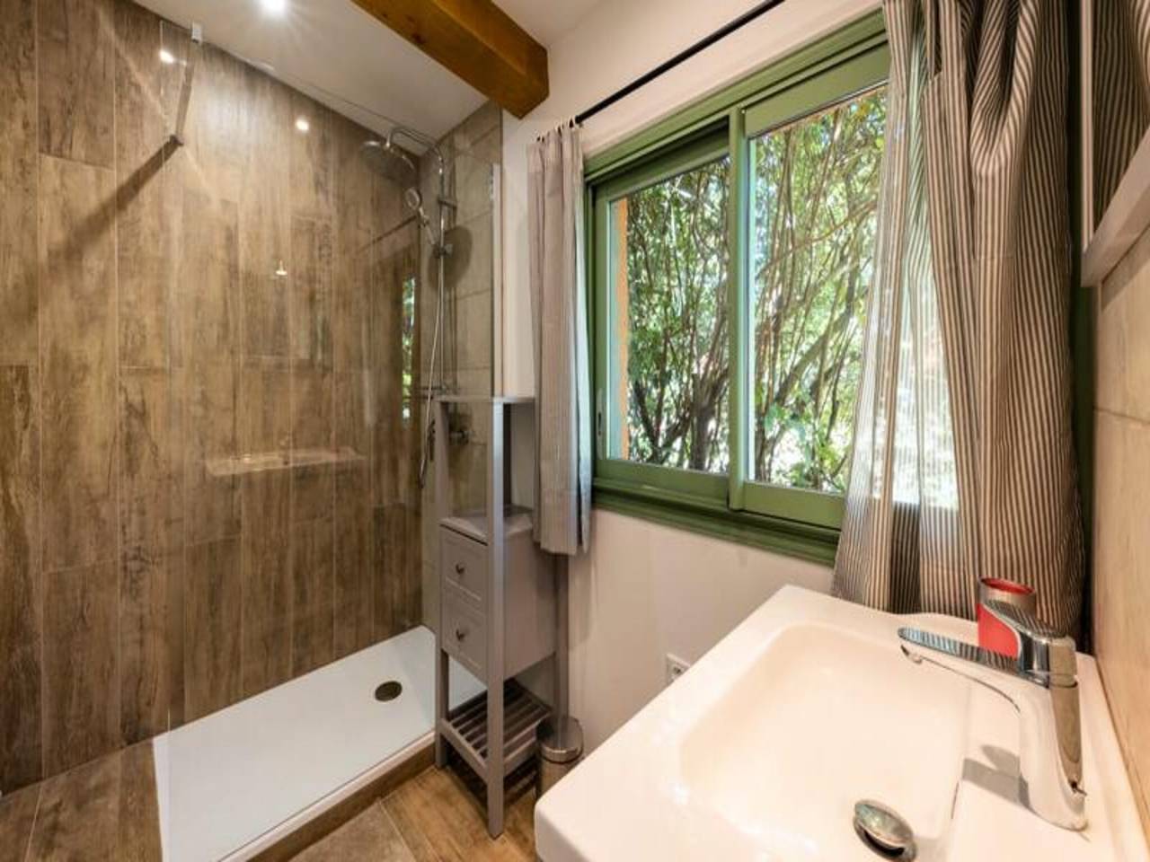 Apartamento entero, Cabaña en Grasse con Piscina y Terraza in Grasse, Region de Cannes