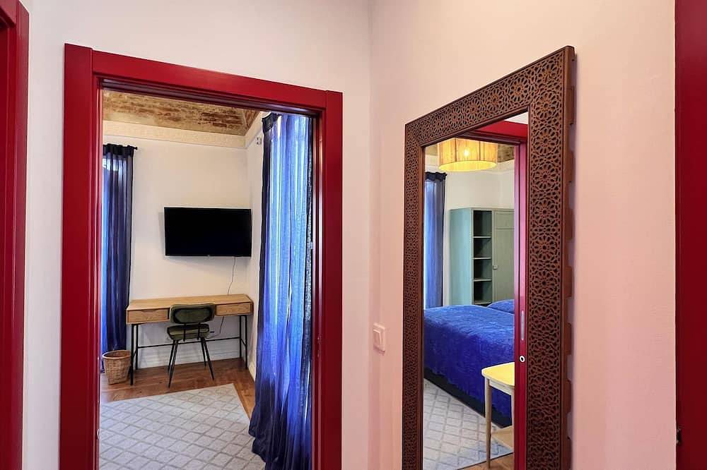 Unique luxury home in the heart of Evora historic center. Wifi, Ac, Parking in Évora, Évora District