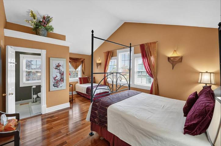 Chambre d’hôte pour 3 personnes, avec jardin à Niagara-on-the-Lake - 2
