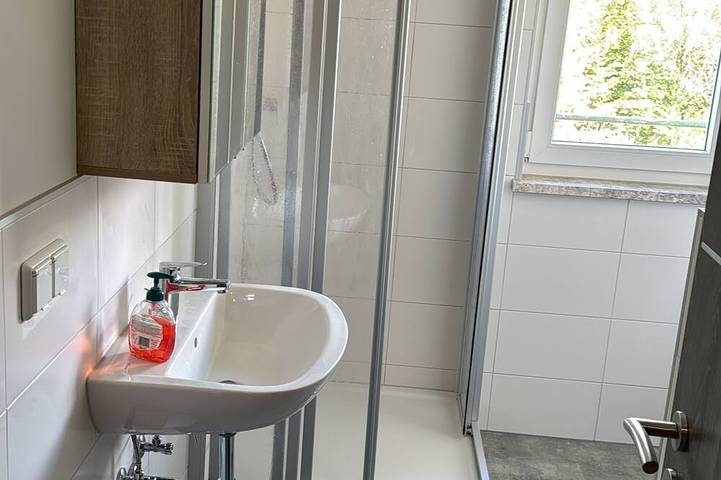 Ganze Wohnung, Schöne Wohnung, Meuselwitzer Str. 7, Penkwitz, Og links in Elsteraue, Burgenlandkreis