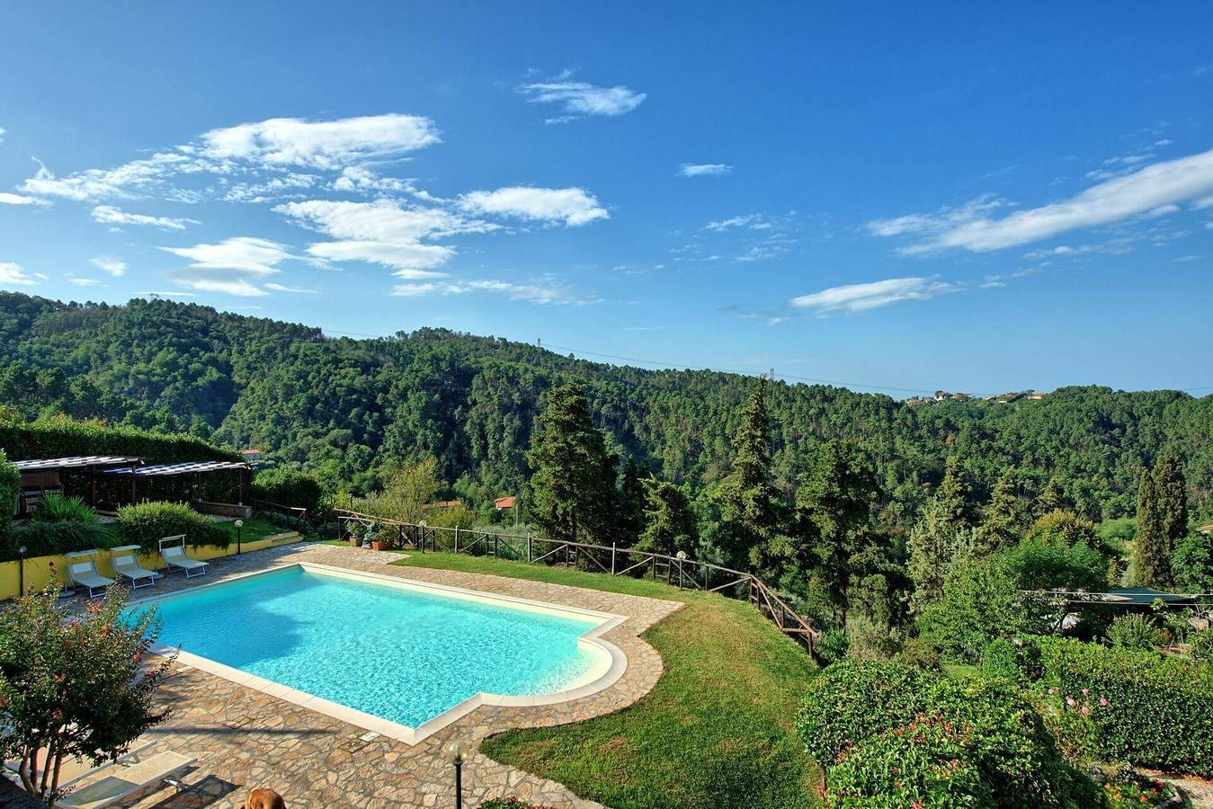 Il Gualdo - Paggio in Massarosa, Italian Riviera
