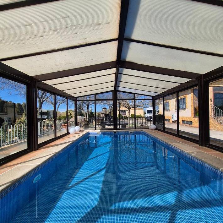 Chalet para 20 personas, con piscina además de vistas y jardín, Se admiten mascotas en Castilla-La Mancha - 4