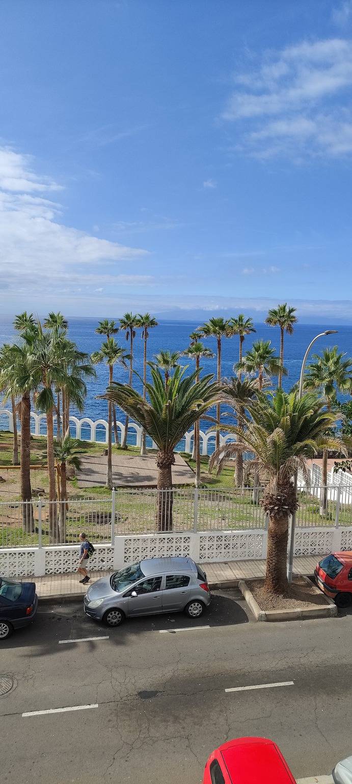 Vakantiehuis "Casa Laly" met Uitzicht op Zee, Privé Terras & Wifi in Sueno Azul, Adeje