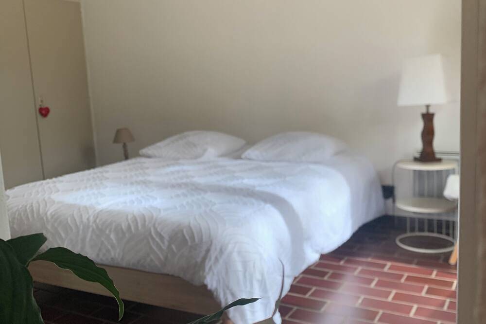 Entire apartment, Cosy apartment with sunny terrace, swimming pool and sauna for 2 to 4 people in Le Hohwald, Sélestat-Erstein region