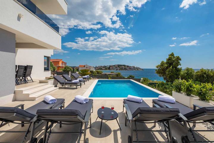 Villa für 8 Personen, mit Terrasse und Meerblick in Marina - 3
