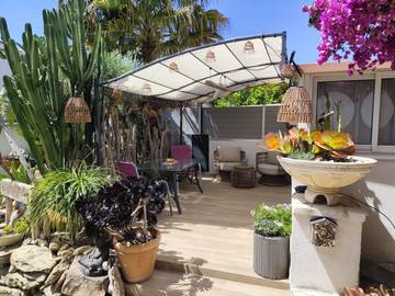 Gîte pour 3 personnes, avec terrasse ainsi que jardin et jacuzzi à Ollioules