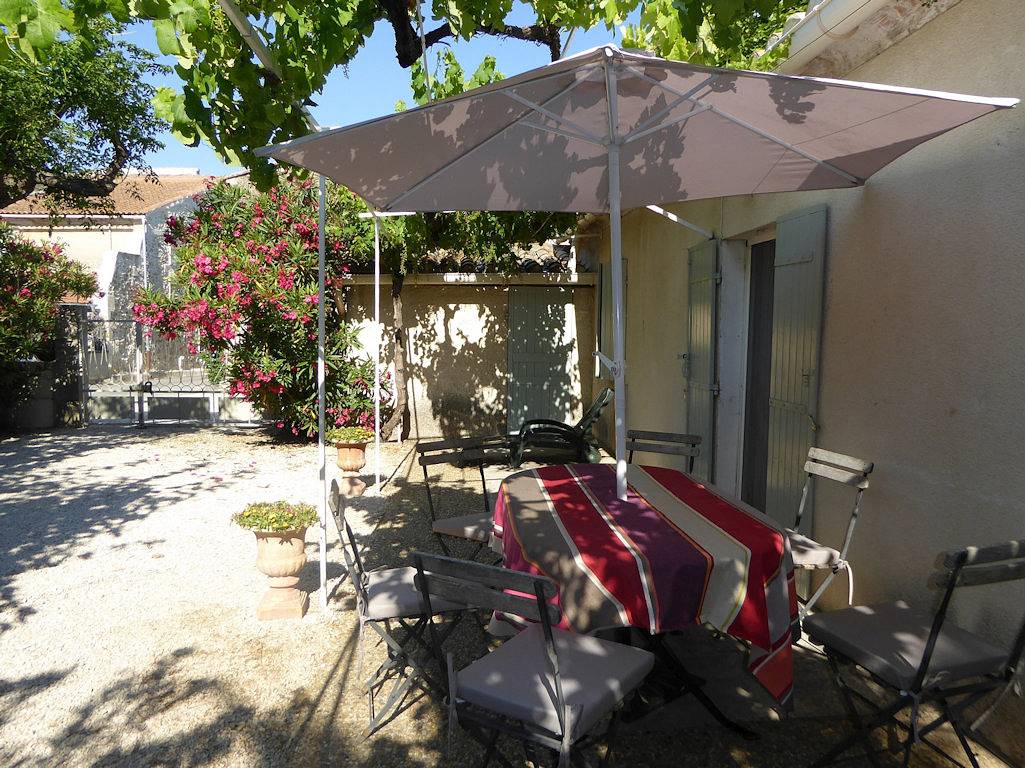 Gîte "Les Lauriers Roses" dans le parc des Alpilles in Mouriès, Région d'Arles