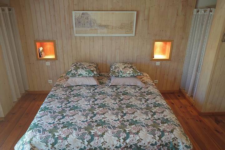Location de vacances pour 4 personnes, avec terrasse ainsi que jardin et piscine à Piégros-la-Clastre - 2