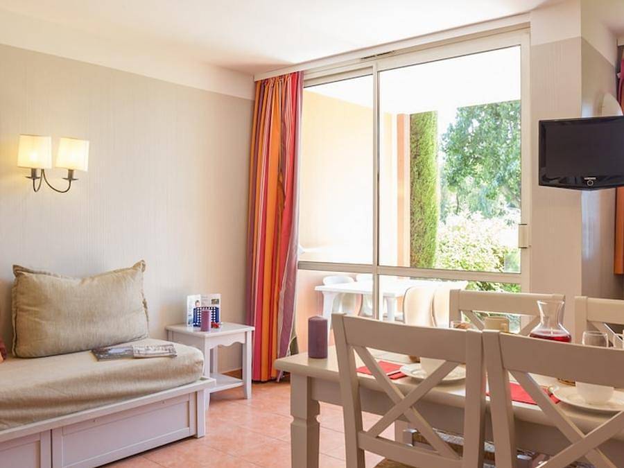 Pierre & Vacances Premium Résidence Les Rives de Cannes - Mandelieu - Piso 6 personas - - 1 habitación + 1 alcoba - Terraza o balcón in Mandelieu-la-Napoule, Massif de l'Esterel