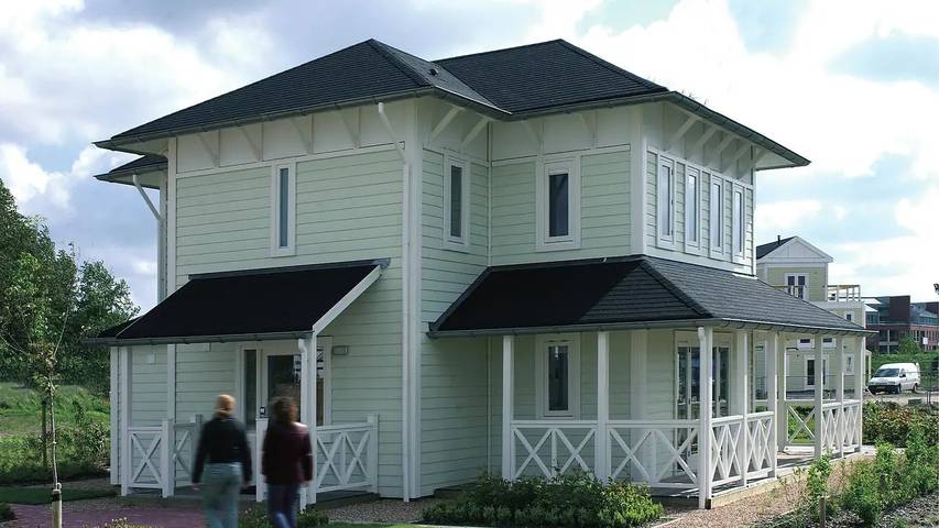 Villa for 10 people, with sauna and yard in South Holland